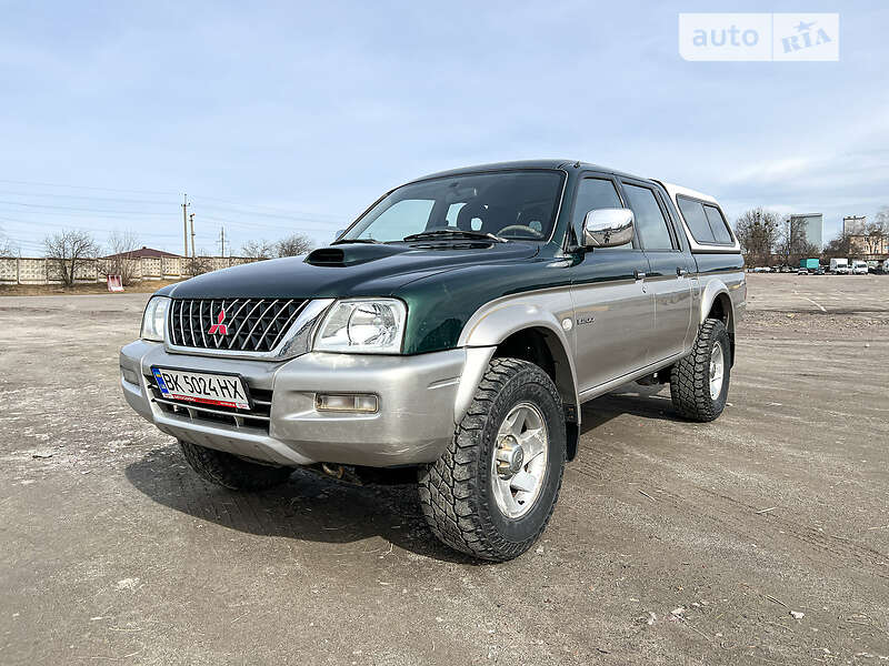 Пікап Mitsubishi L 200 2004 в Рівному