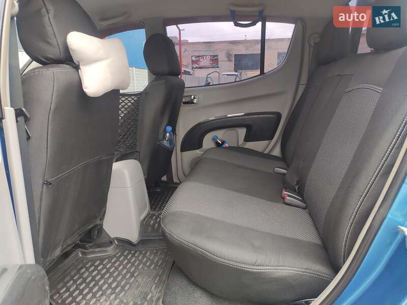 Пикап Mitsubishi L 200 2007 в Одессе