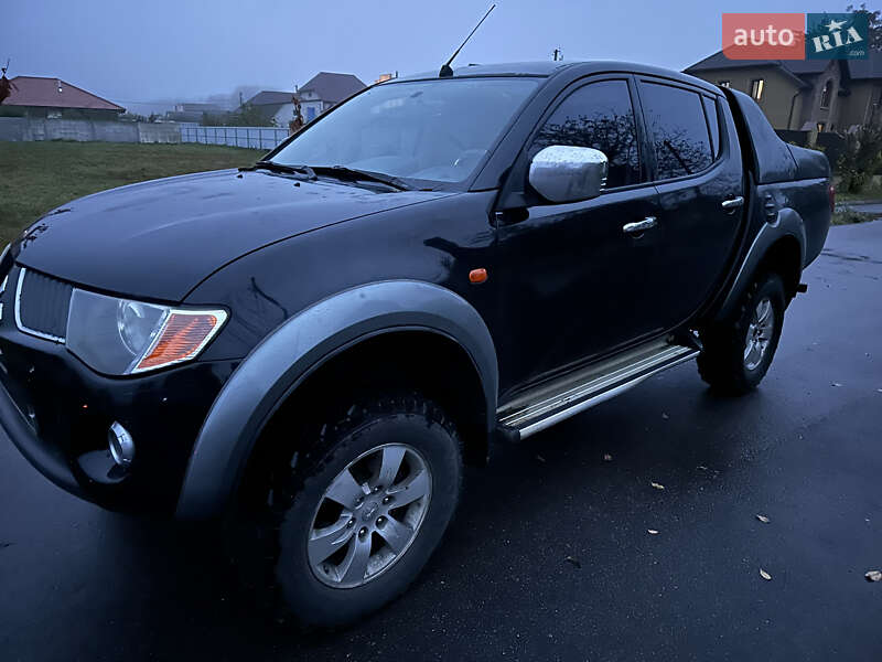 Пікап Mitsubishi L 200 2008 в Конотопі фото 4 Пікап Mitsubishi L 200 2008 в Конотопі