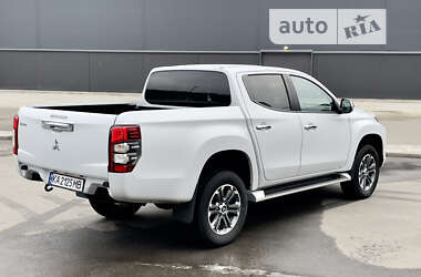 Пікап Mitsubishi L 200 2021 в 