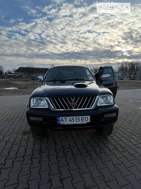 Пікап Mitsubishi L 200 2004 в Коломиї