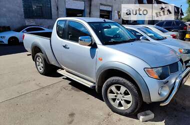 Пікап Mitsubishi L 200 2007 в Бучі