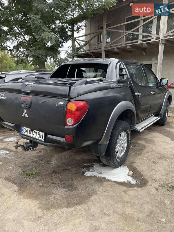 Пікап Mitsubishi L 200 2008 в Новомиргороді