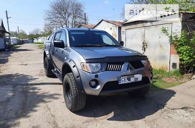 Пікап Mitsubishi L 200 2010 в Чернівцях