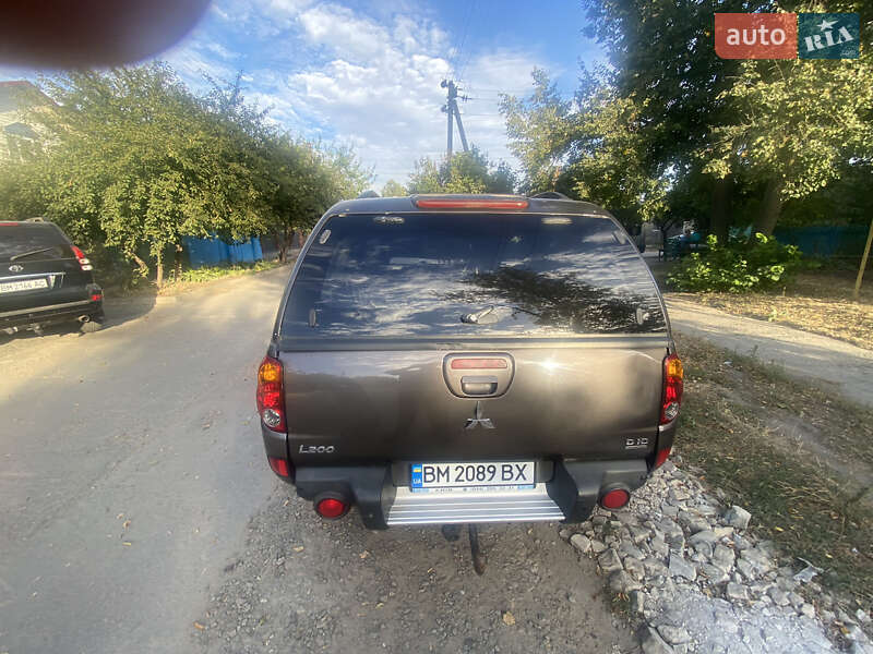 Пікап Mitsubishi L 200 2011 в Сумах