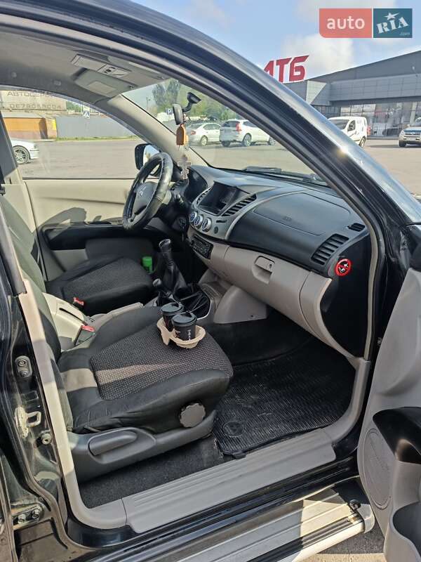 Пикап Mitsubishi L 200 2008 в Одессе