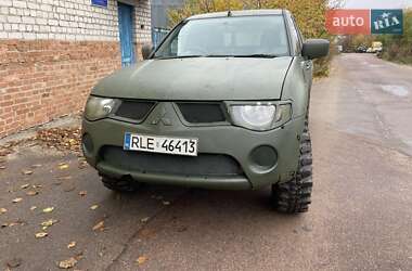 Пикап Mitsubishi L 200 2009 в Житомире