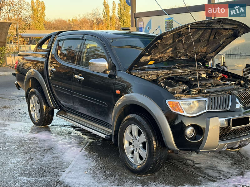 Пикап Mitsubishi L 200 2008 в Кременчуге