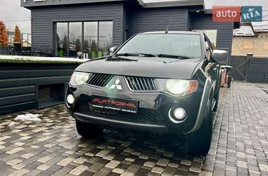 Пикап Mitsubishi L 200 2009 в Киеве