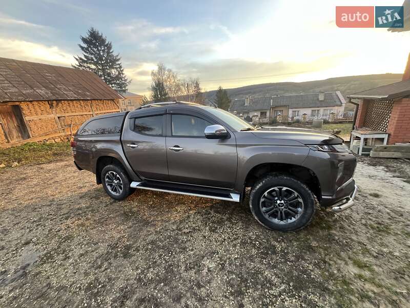 Пикап Mitsubishi L 200 2019 в Золочеве