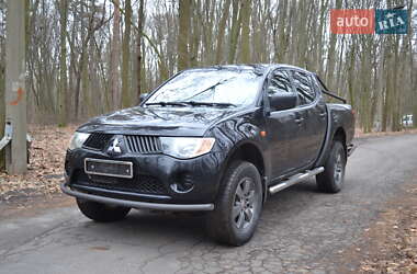 Пікап Mitsubishi L 200 2008 в Києві