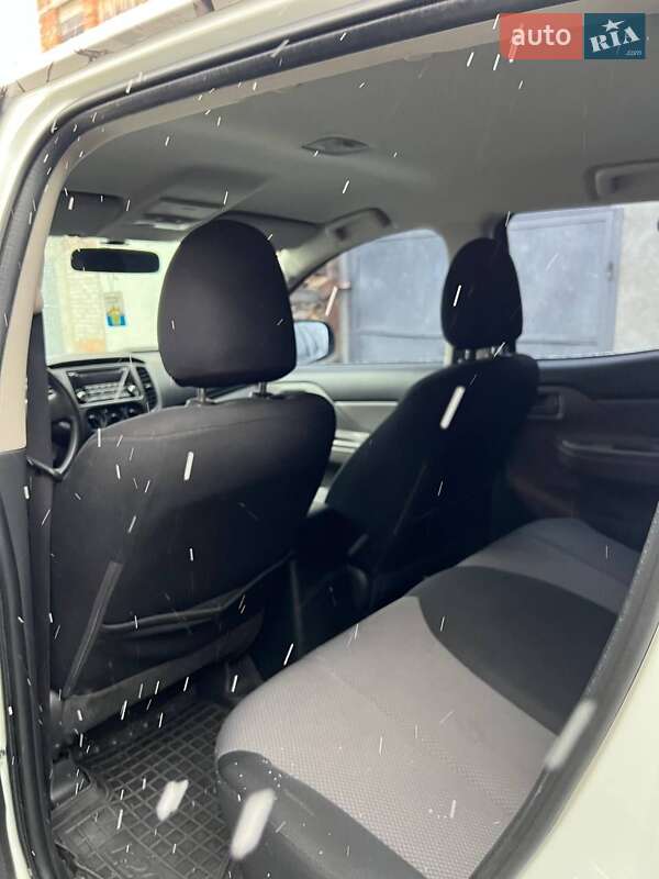 Пикап Mitsubishi L 200 2017 в Сколе
