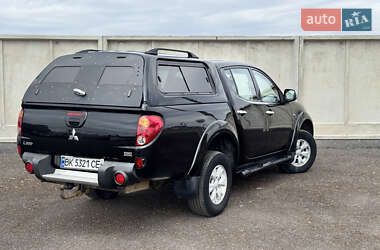 Пикап Mitsubishi L 200 2013 в 