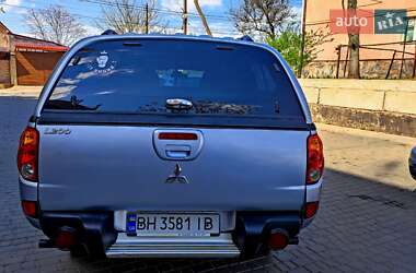 Пикап Mitsubishi L 200 2011 в 