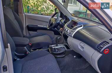 Пикап Mitsubishi L 200 2011 в 