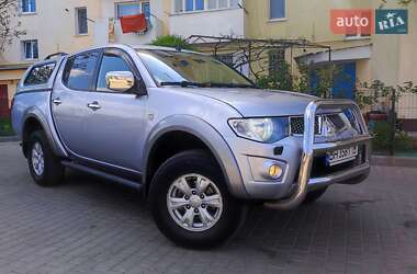 Пикап Mitsubishi L 200 2011 в 