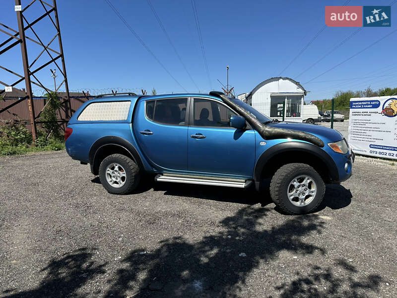 Пикап Mitsubishi L 200 2008 в Киеве