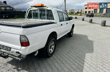 Пикап Mitsubishi L 200 2002 в 