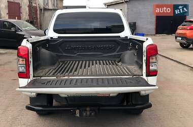 Пикап Mitsubishi L 200 2019 в 