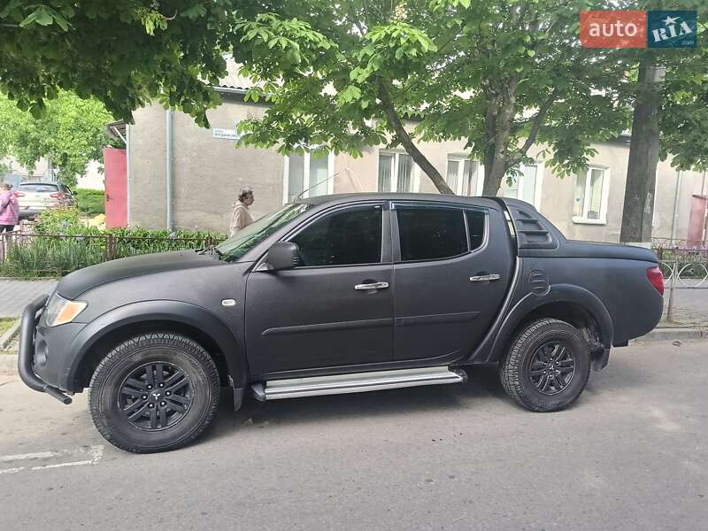 Пикап Mitsubishi L 200 2007 в Белой Церкви фото 4 Пикап Mitsubishi L 200 2007 в Белой Церкви