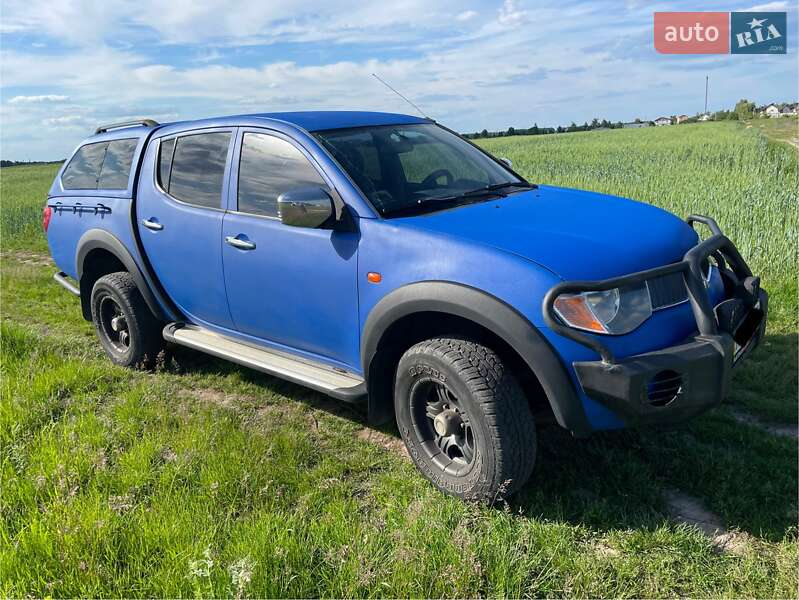Пікап Mitsubishi L 200 2007 в Києві