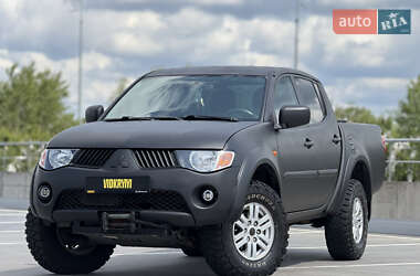 Пикап Mitsubishi L 200 2007 в Киеве