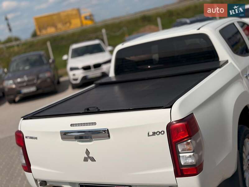 Пикап Mitsubishi L 200 2019 в Львове
