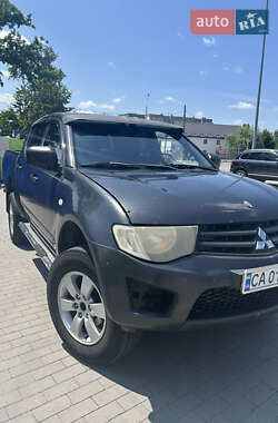 Пікап Mitsubishi L 200 2013 в Умані