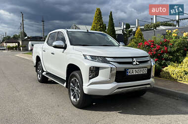 Пікап Mitsubishi L 200 2021 в Дніпрі Пікап Mitsubishi L 200 2021 в Дніпрі