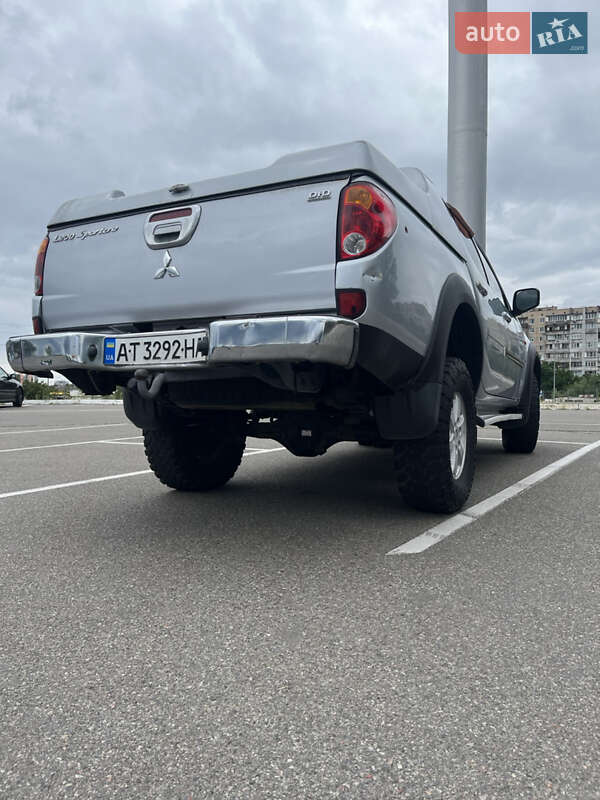 Пикап Mitsubishi L 200 2008 в Киеве