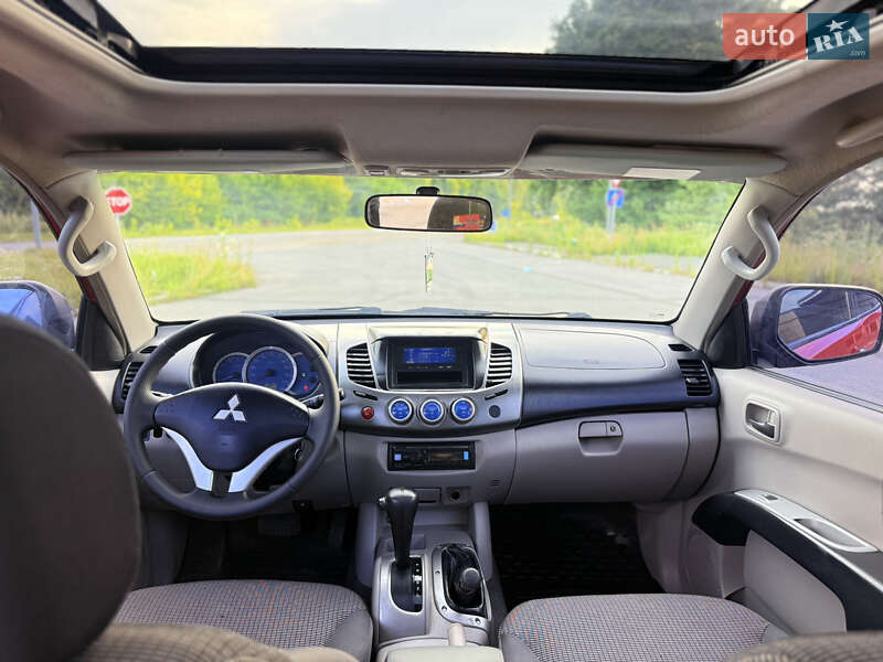 Пикап Mitsubishi L 200 2008 в Мене