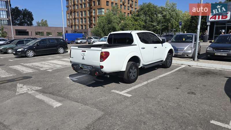Пикап Mitsubishi L 200 2014 в Днепре
