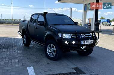 Пикап Mitsubishi L 200 2014 в Днепре