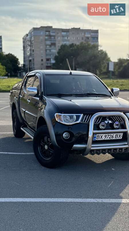 Пикап Mitsubishi L 200 2008 в Каменец-Подольском