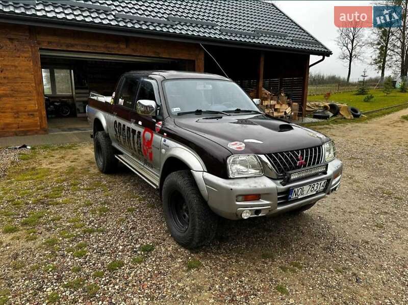 Mitsubishi L 200 1990