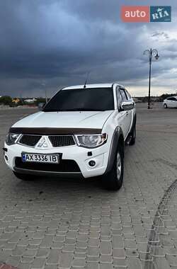 Пікап Mitsubishi L 200 2011 в Харкові