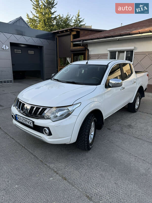 Пикап Mitsubishi L 200 2016 в Харькове фото 3 Пикап Mitsubishi L 200 2016 в Харькове