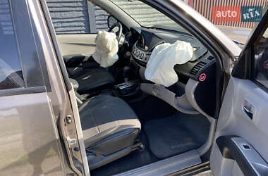Пикап Mitsubishi L 200 2013 в 