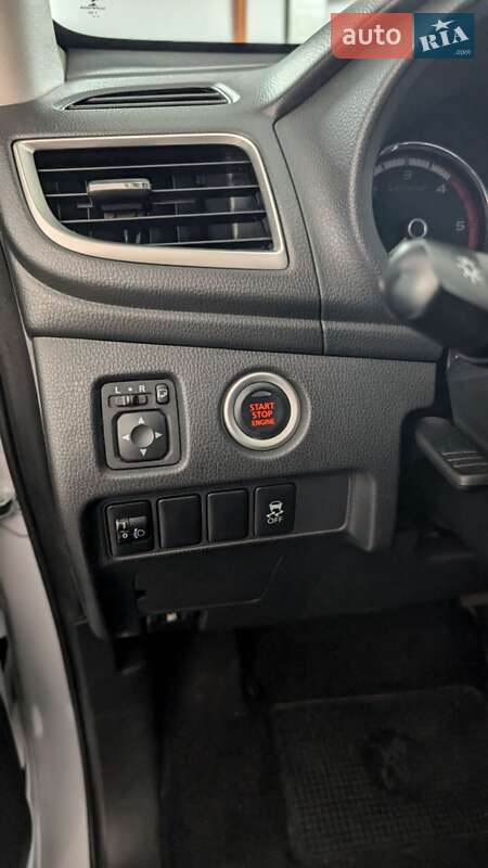Пикап Mitsubishi L 200 2019 в Киеве