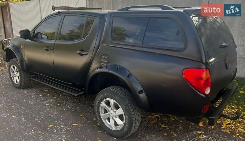 Пикап Mitsubishi L 200 2008 в Ровно