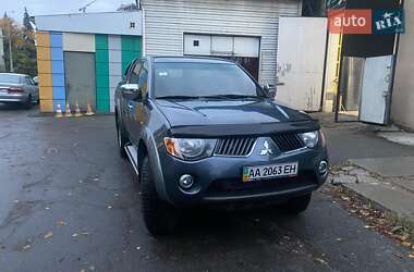 Пікап Mitsubishi L 200 2007 в Києві