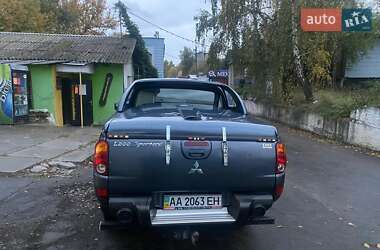 Пикап Mitsubishi L 200 2007 в 