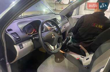 Пикап Mitsubishi L 200 2007 в 