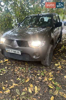 Пікап Mitsubishi L 200 2010 в Харкові
