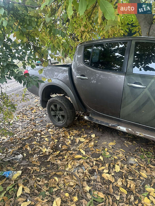 Пикап Mitsubishi L 200 2010 в Харькове фото 2 Пикап Mitsubishi L 200 2010 в Харькове