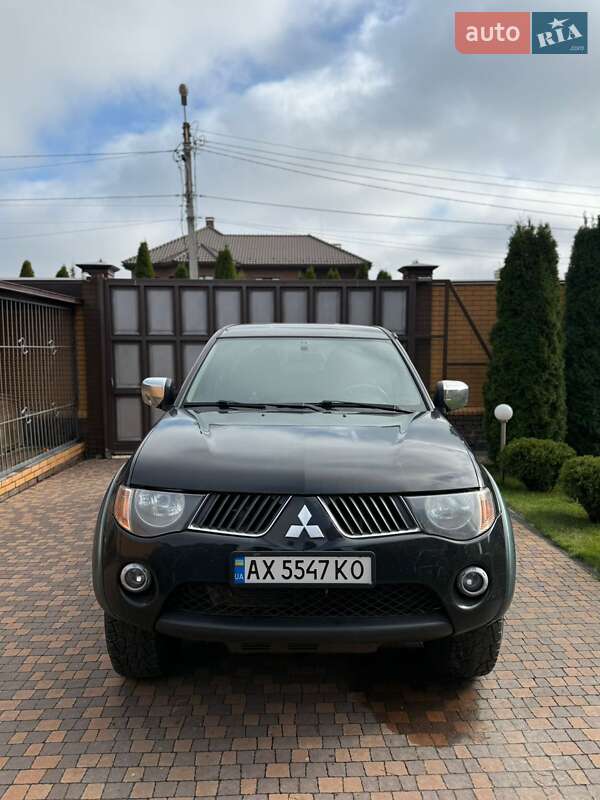 Пикап Mitsubishi L 200 2008 в Харькове фото 5 Пикап Mitsubishi L 200 2008 в Харькове