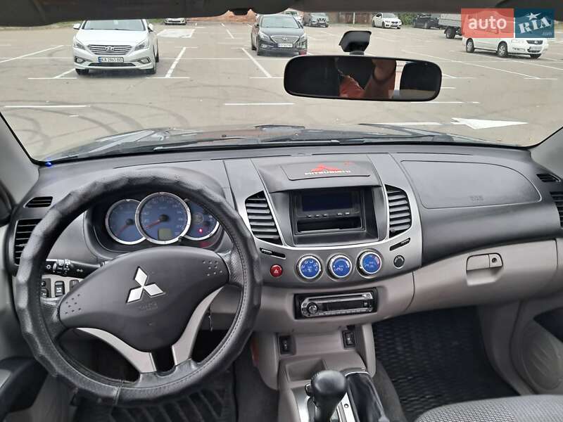 Пикап Mitsubishi L 200 2008 в Киеве