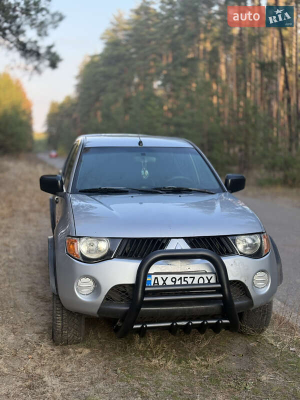 Пикап Mitsubishi L 200 2008 в Балаклее фото 2 Пикап Mitsubishi L 200 2008 в Балаклее