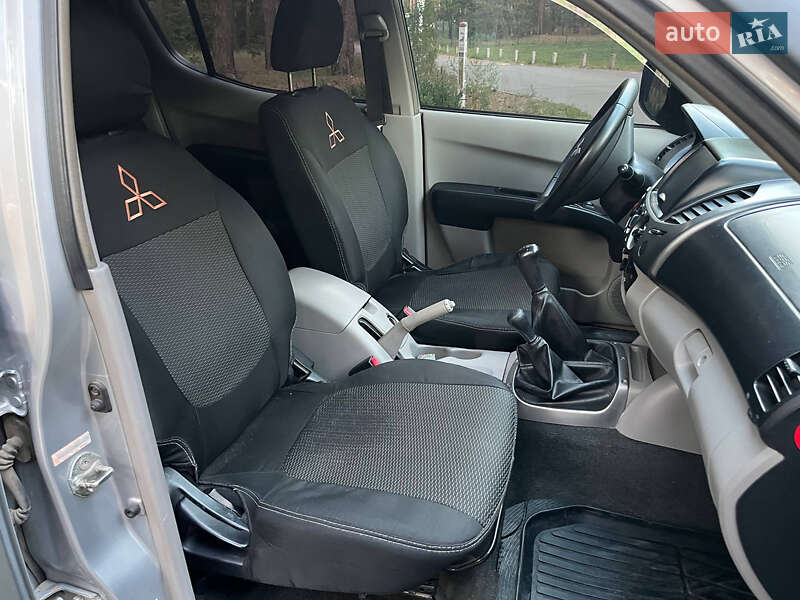 Пикап Mitsubishi L 200 2007 в Новомосковске фото 17 Пикап Mitsubishi L 200 2007 в Новомосковске