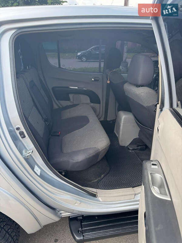 Пікап Mitsubishi L 200 2008 в Києві